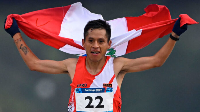 cristhian-pacheco-maraton-panamericanos-santiago-2023-orgullo-peruano-medalla-de-oro-luis-hostios-bicampeon