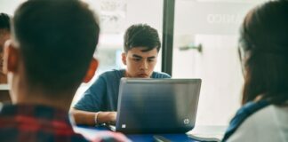 ESTUDIAR INGLÉS EN MODALIDAD VIRTUAL: FLEXIBILIDAD Y RECURSOS DIGITALES AL ALCANCE DE TODOS